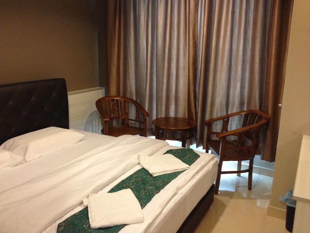 Aero Star Hotel Серембан Стая снимка