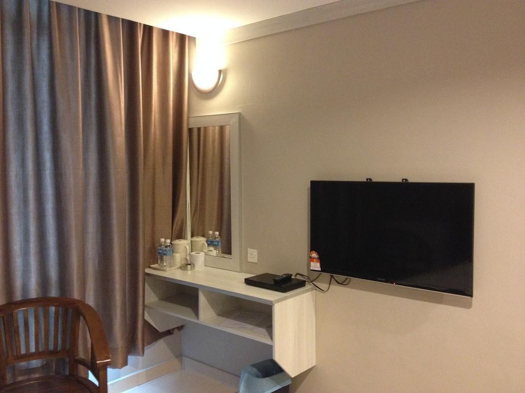 Aero Star Hotel Серембан Стая снимка