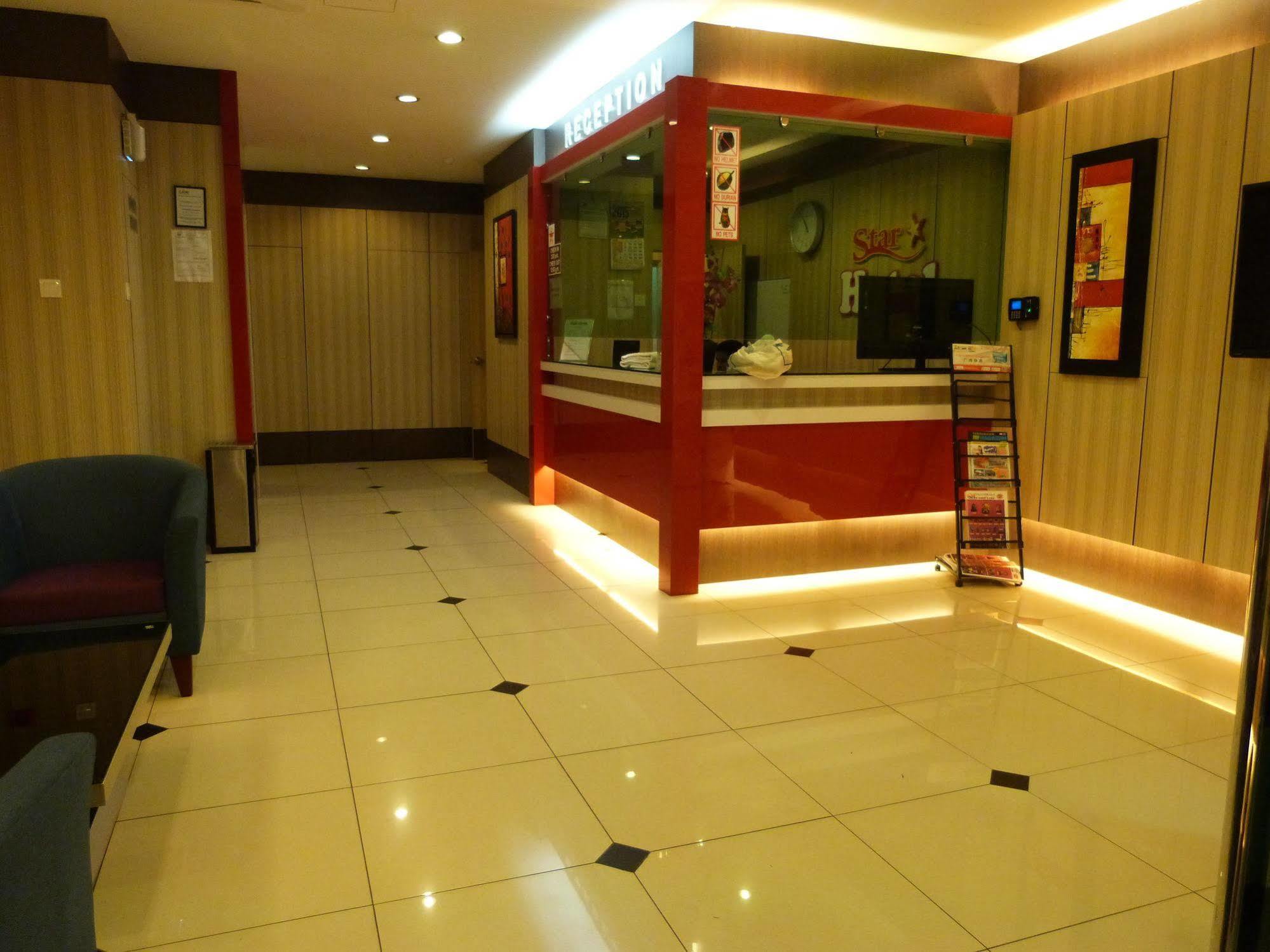 Aero Star Hotel Серембан Екстериор снимка