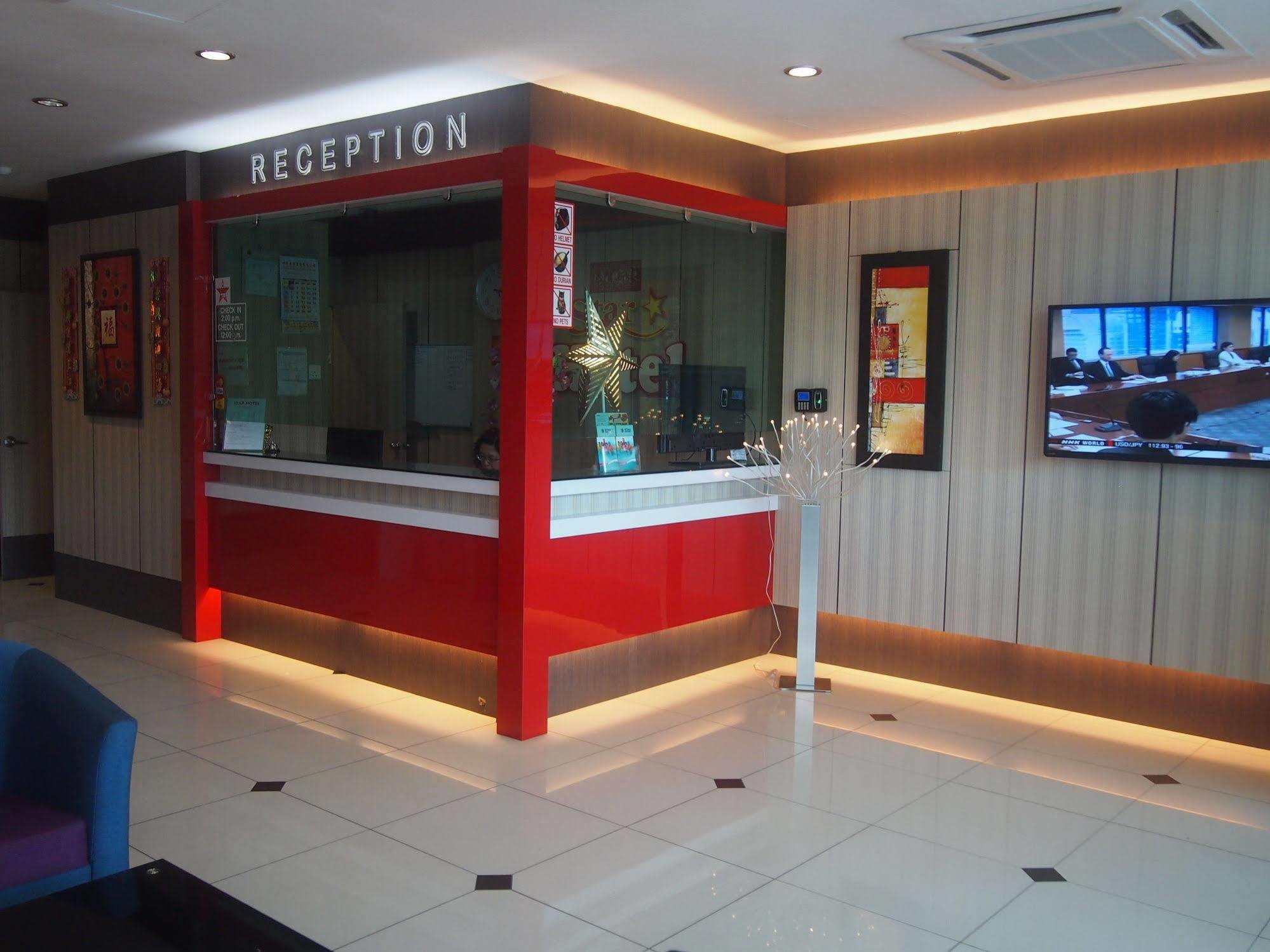 Aero Star Hotel Серембан Екстериор снимка