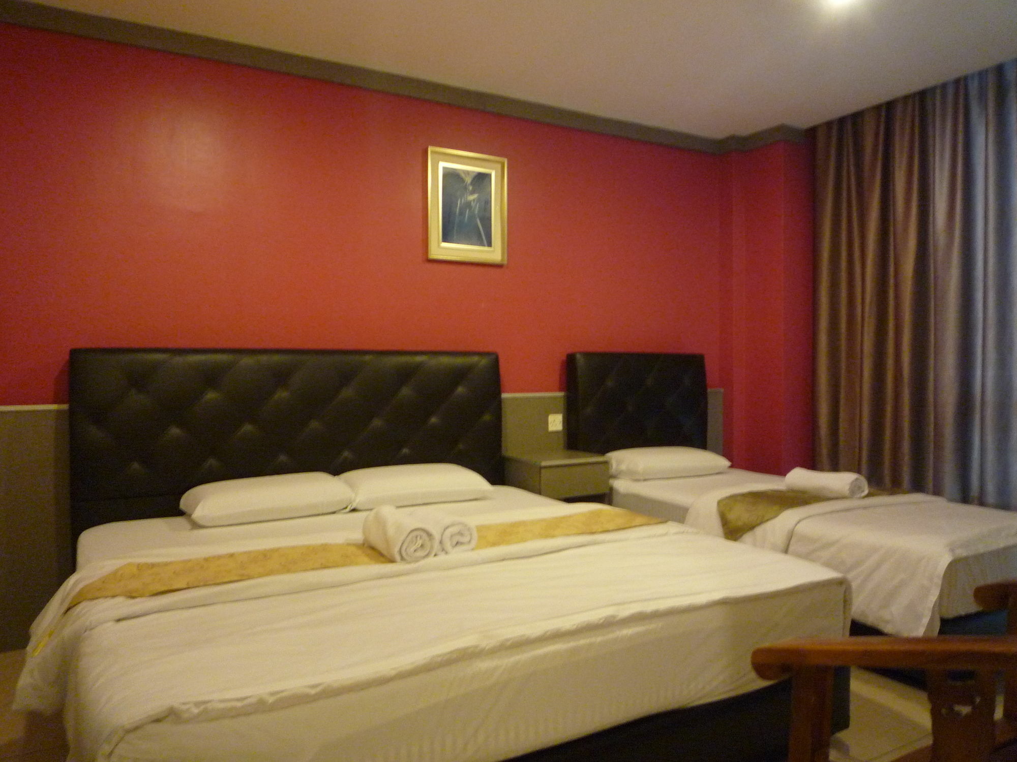 Aero Star Hotel Серембан Екстериор снимка