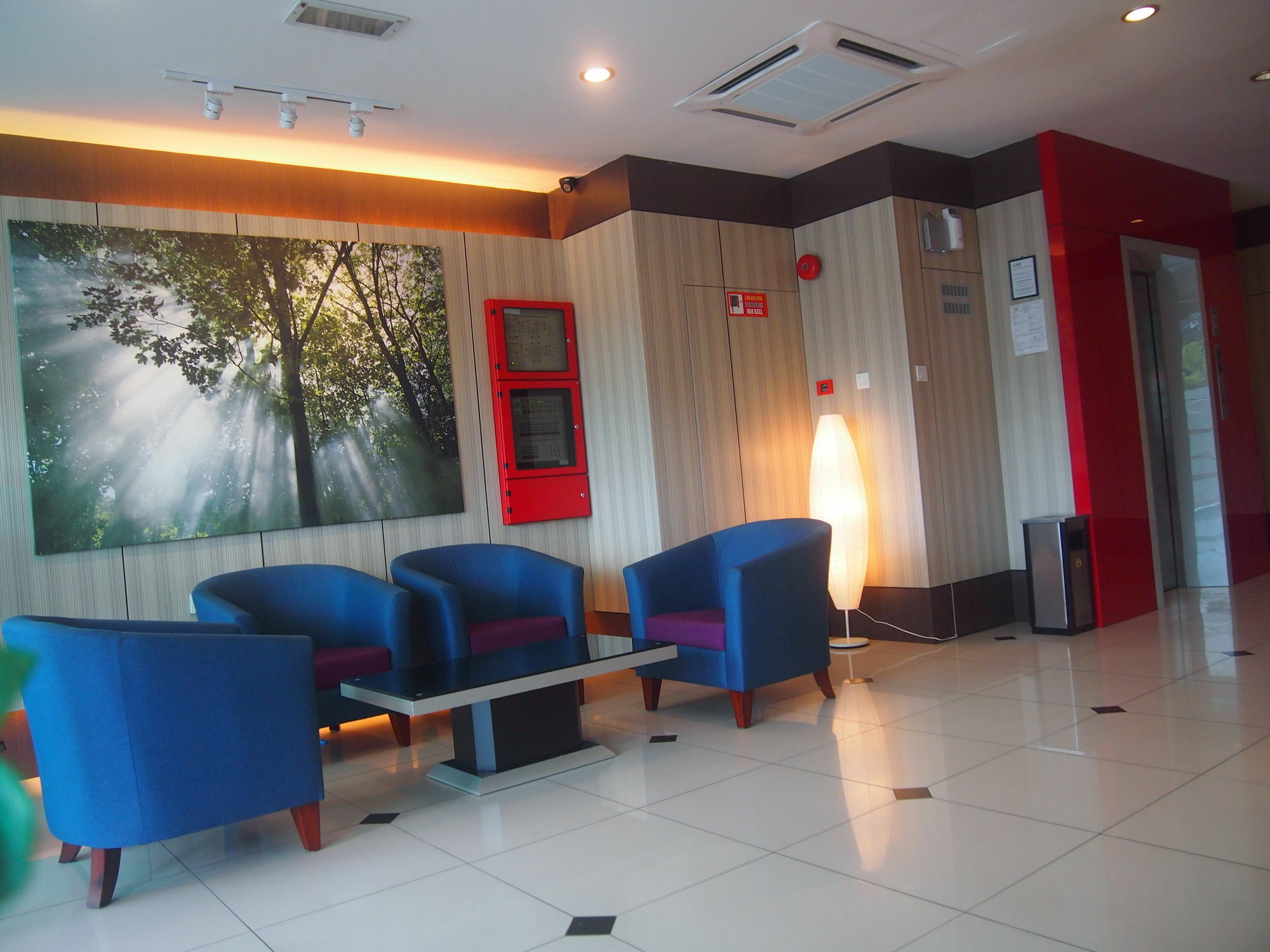 Aero Star Hotel Серембан Екстериор снимка